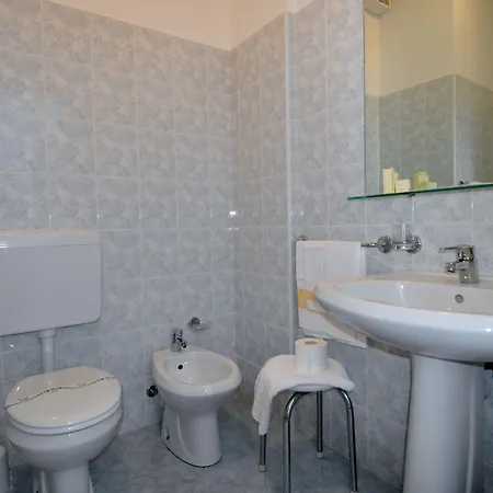 索勒马雷酒店 3* 圣雷默